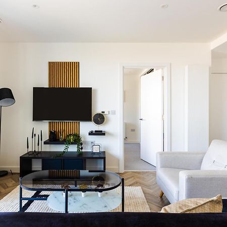 Luxury Apt Near Canary Wharf With Stunning Views 런던 외부 사진